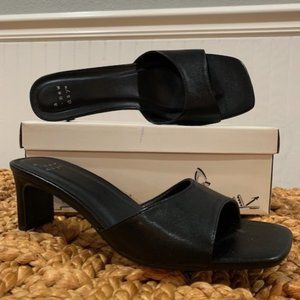 NIB (new in box) Women's size 8.5 Black Lindie Mule Heels